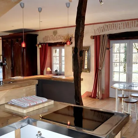 Les Chenes Vakantiehuis Coly