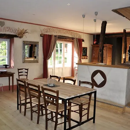 Les Chenes Vakantiehuis Coly